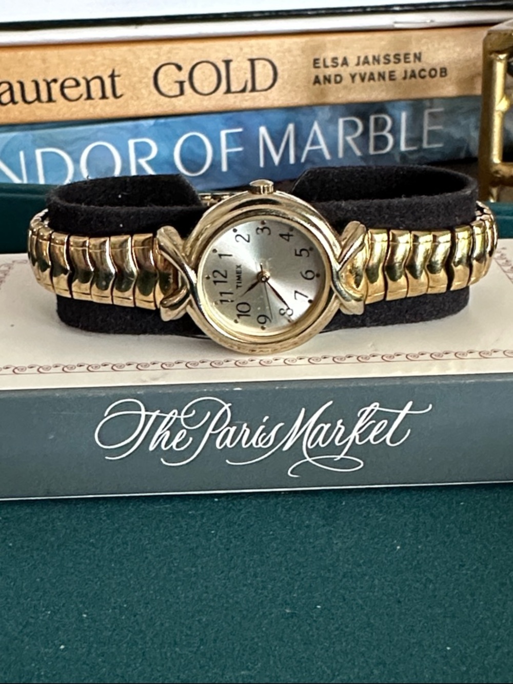 Y2K Timex Gold Round Dial Stretch Bracelet Watch